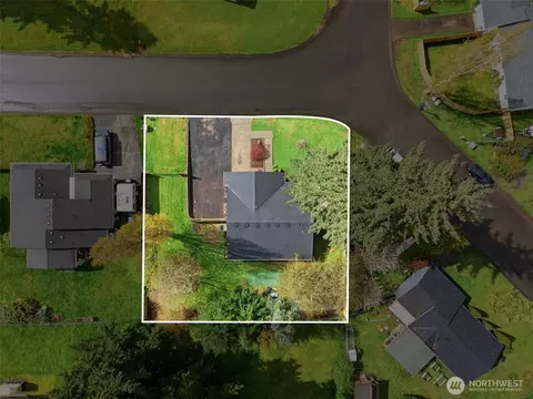 View/Area - 326 Cedar Ct, Winlock, WA 98596 photo 4 of 6