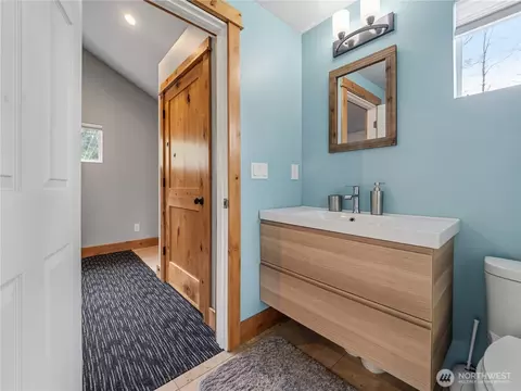 Bath - 41423 270th Ave SE, Enumclaw, WA 98022 photo 4 of 5