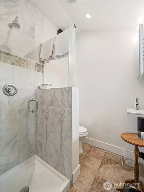 Bath - 41423 270th Ave SE, Enumclaw, WA 98022 photo 5 of 5