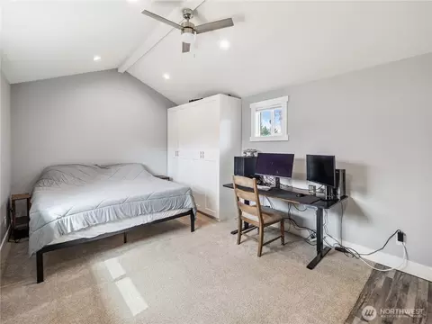 Bedroom - 41423 270th Ave SE, Enumclaw, WA 98022 photo 6 of 7