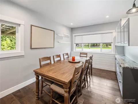 Dining - 41423 270th Ave SE, Enumclaw, WA 98022 photo 1 of 2