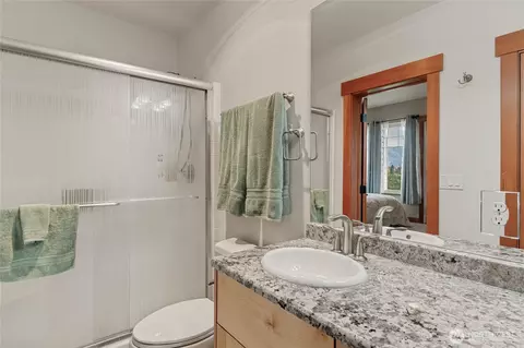 Bath - 357 Lakayuse Rd, Manson, WA 98831 photo 5 of 5