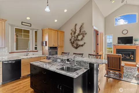 Kitchen - 357 Lakayuse Rd, Manson, WA 98831 photo 1 of 2