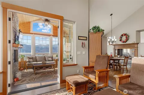 Entry Way - 357 Lakayuse Rd, Manson, WA 98831 photo 2 of 2