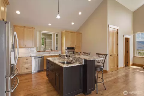 Kitchen - 357 Lakayuse Rd, Manson, WA 98831 photo 2 of 2