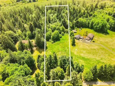 7844 Delphi Rd SW, Olympia, WA 98512