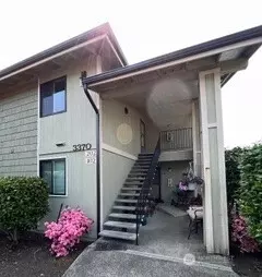 3370 Narrows View Ln NE #202, Bremerton, WA 98310