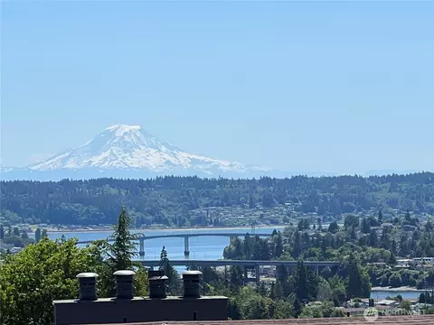 3370 Narrows View Ln NE #202, Bremerton, WA 98310