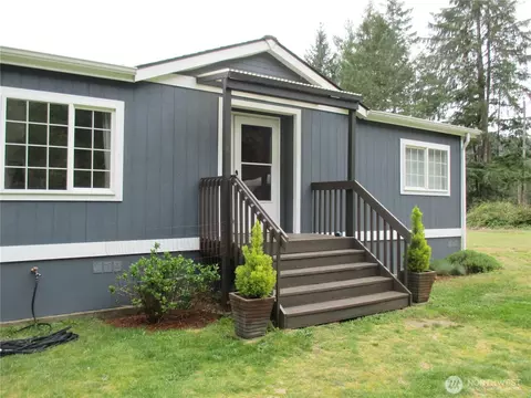 2250 Lost Creek Ln Nw NW, Bremerton, WA 98312