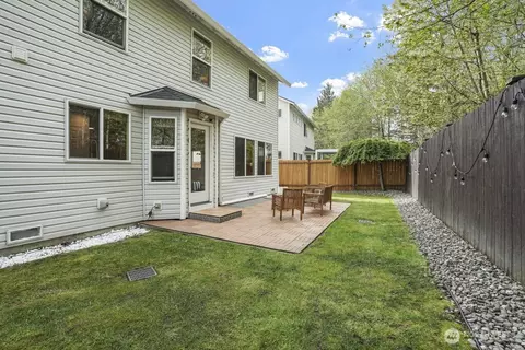 Exterior - 15006 49th Dr SE, Everett, WA 98208 photo 5 of 9