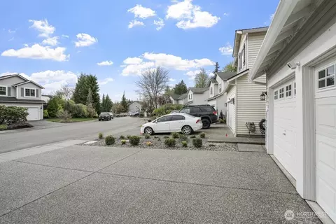 Exterior - 15006 49th Dr SE, Everett, WA 98208 photo 7 of 9