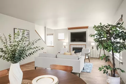 Living - 15006 49th Dr SE, Everett, WA 98208 photo 3 of 7