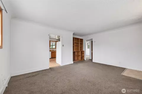 Living - 6515 E St, Tacoma, WA 98404 photo 3 of 3