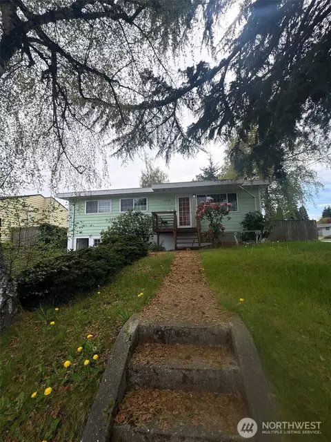 5018 N 33rd St, Tacoma, WA 98407