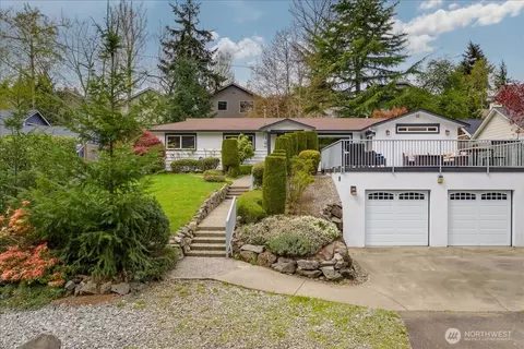 14115 75th Ave NE, Kirkland, WA 98034
