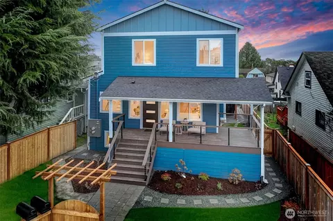 7008 Linden Ave N, Seattle, WA 98103