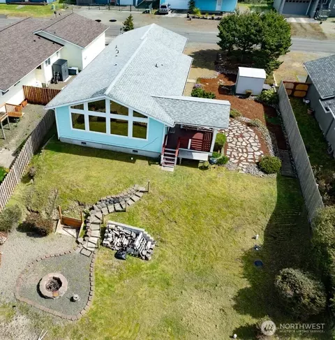 33013 J Pl, Ocean Park, WA 98640