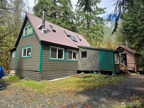 48918 Front St, Granite Falls, WA 98252