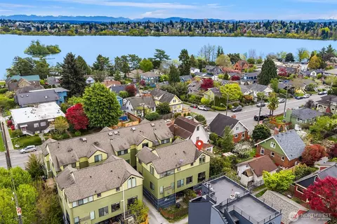 View/Area - 751 N 71st St, Seattle, WA 98103 photo 2 of 2
