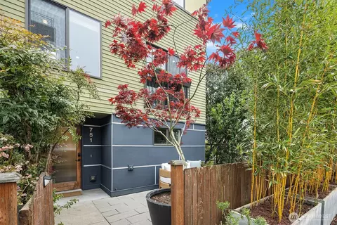 Exterior - 751 N 71st St, Seattle, WA 98103 photo 2 of 4