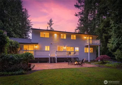 Exterior - 17811 7th Ave W, Bothell, WA 98012 photo 6 of 15