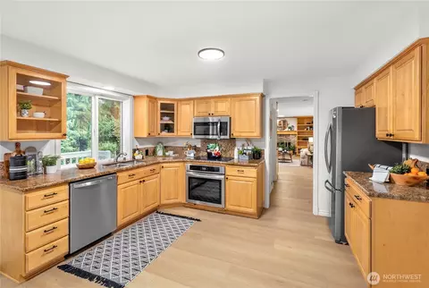 Kitchen - 17811 7th Ave W, Bothell, WA 98012 photo 1 of 1