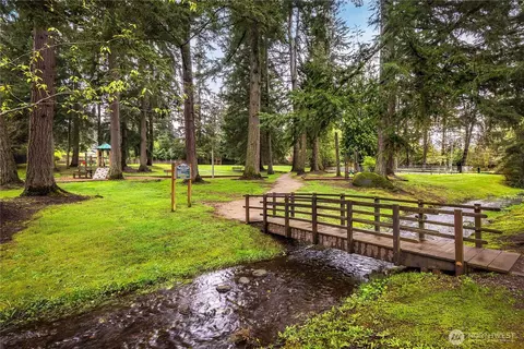 View/Area - 17811 7th Ave W, Bothell, WA 98012 photo 4 of 4