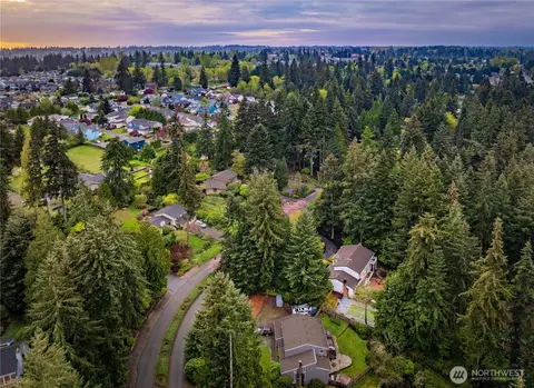 View/Area - 17811 7th Ave W, Bothell, WA 98012 photo 3 of 4