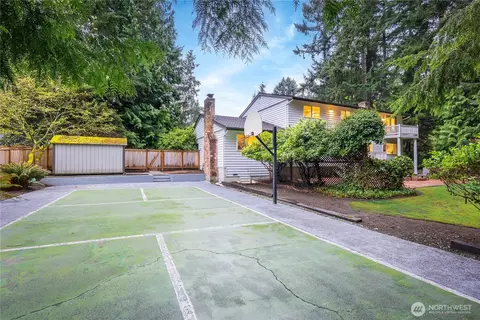 Exterior - 17811 7th Ave W, Bothell, WA 98012 photo 4 of 15