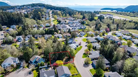 1815 Ohio Ave, Anacortes, WA 98221