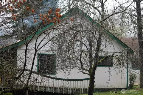 28020 State Route 530 NE, Arlington, WA 98223