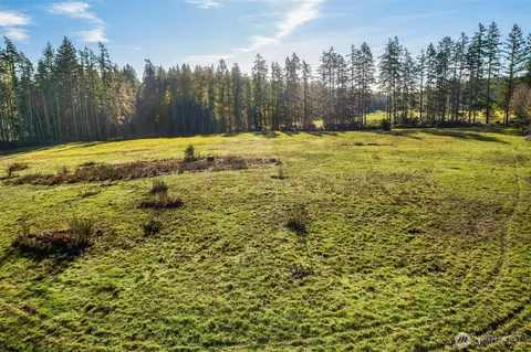 12382 SW 220th St, Vashon, WA 98070