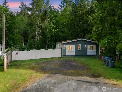 4515 SE Inwood Ln, Port Orchard, WA 98367