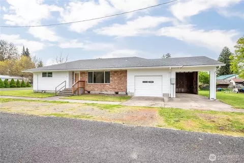 301 Cedar St, Toledo, WA 98591