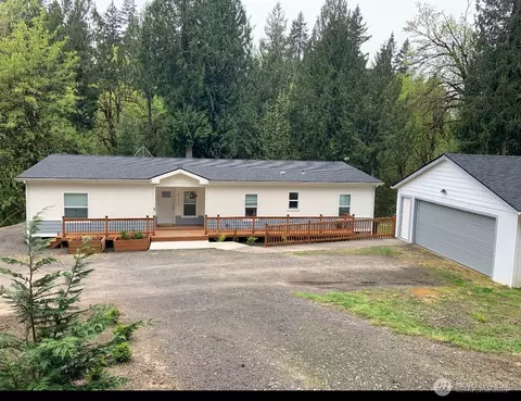 2571 Hazel Dell Rd, Castle Rock, WA 98611