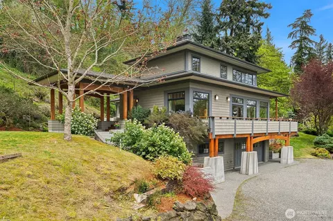 8302 SW Dilworth, Vashon, WA 98070