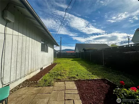 Exterior - 159 W Alder St, Sequim, WA 98382 photo 7 of 8