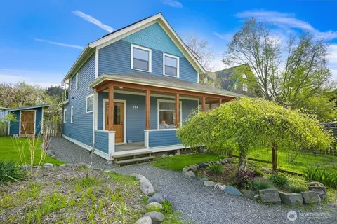 814 Donovan Ave, Bellingham, WA 98225