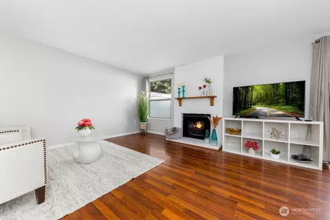 1555 Union Ave NE #22, Renton, WA 98059