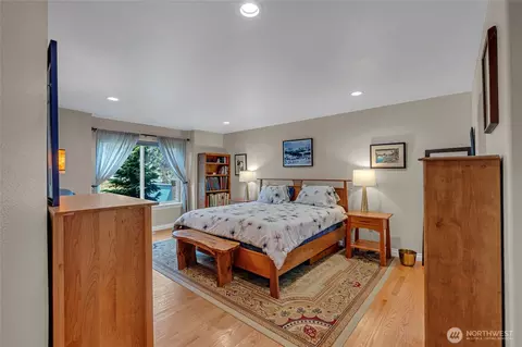 Bedroom - 302 Foursome Dr, Sequim, WA 98382 photo 1 of 4