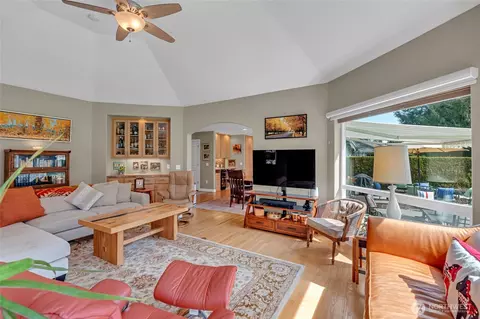 Living - 302 Foursome Dr, Sequim, WA 98382 photo 3 of 3