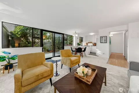 912 3rd Ave W #101, Seattle, WA 98119