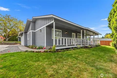 600 10th St NE, East Wenatchee, WA 98802