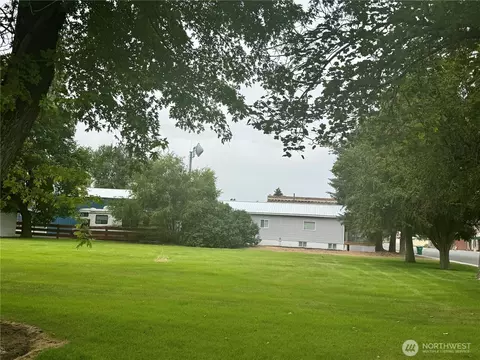 Exterior - 211 W Main St, Almira, WA 99103 photo 5 of 5