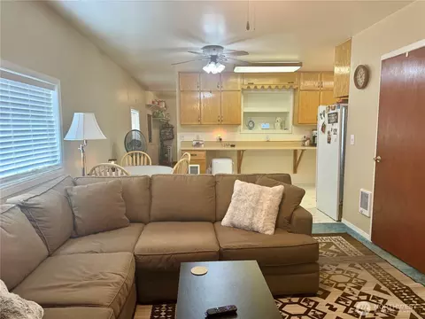 Living - 211 W Main St, Almira, WA 99103 photo 3 of 4