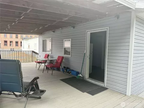 Exterior - 211 W Main St, Almira, WA 99103 photo 3 of 5