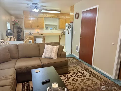 Living - 211 W Main St, Almira, WA 99103 photo 2 of 4