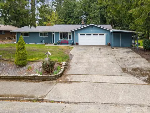 3711 Henderson Blvd SE, Olympia, WA 98501