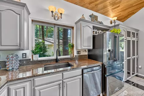 Kitchen - 2851 E Mason Lake Dr E, Grapeview, WA 98546 photo 2 of 3