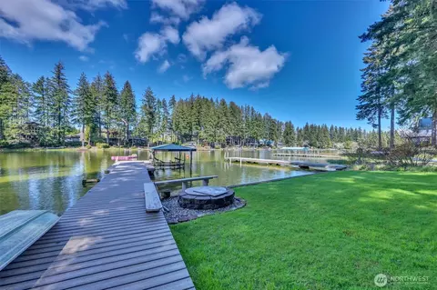 Exterior - 2851 E Mason Lake Dr E, Grapeview, WA 98546 photo 8 of 11